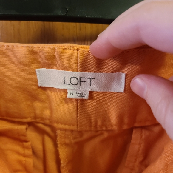 Loft LIKE NEW orange Riviera shorts - Picture 2 of 8